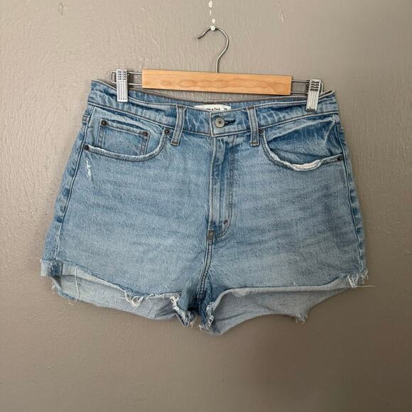 Abercrombie & Fitch Pants - ABERCROMBIE AND FITCH Curve Love The Mom Short High Rise Size 8/29 casual